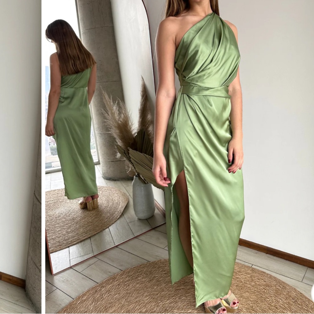 One shoulder Elegant Green Maxi Dress size M